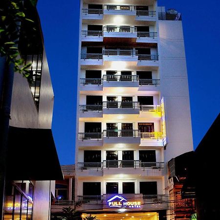 Full House Hotel Nha Trang Exteriör bild