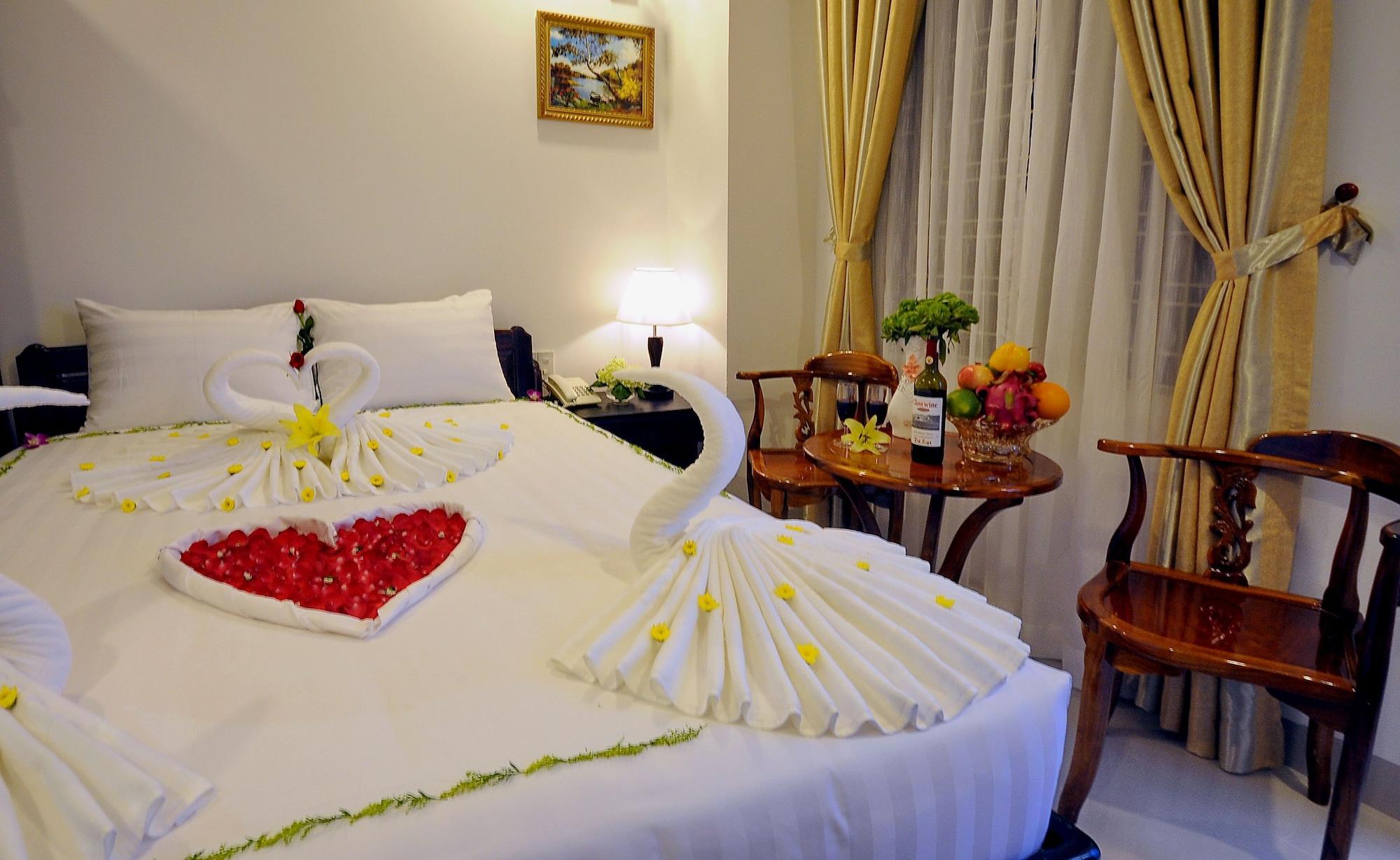 Full House Hotel Nha Trang Exteriör bild