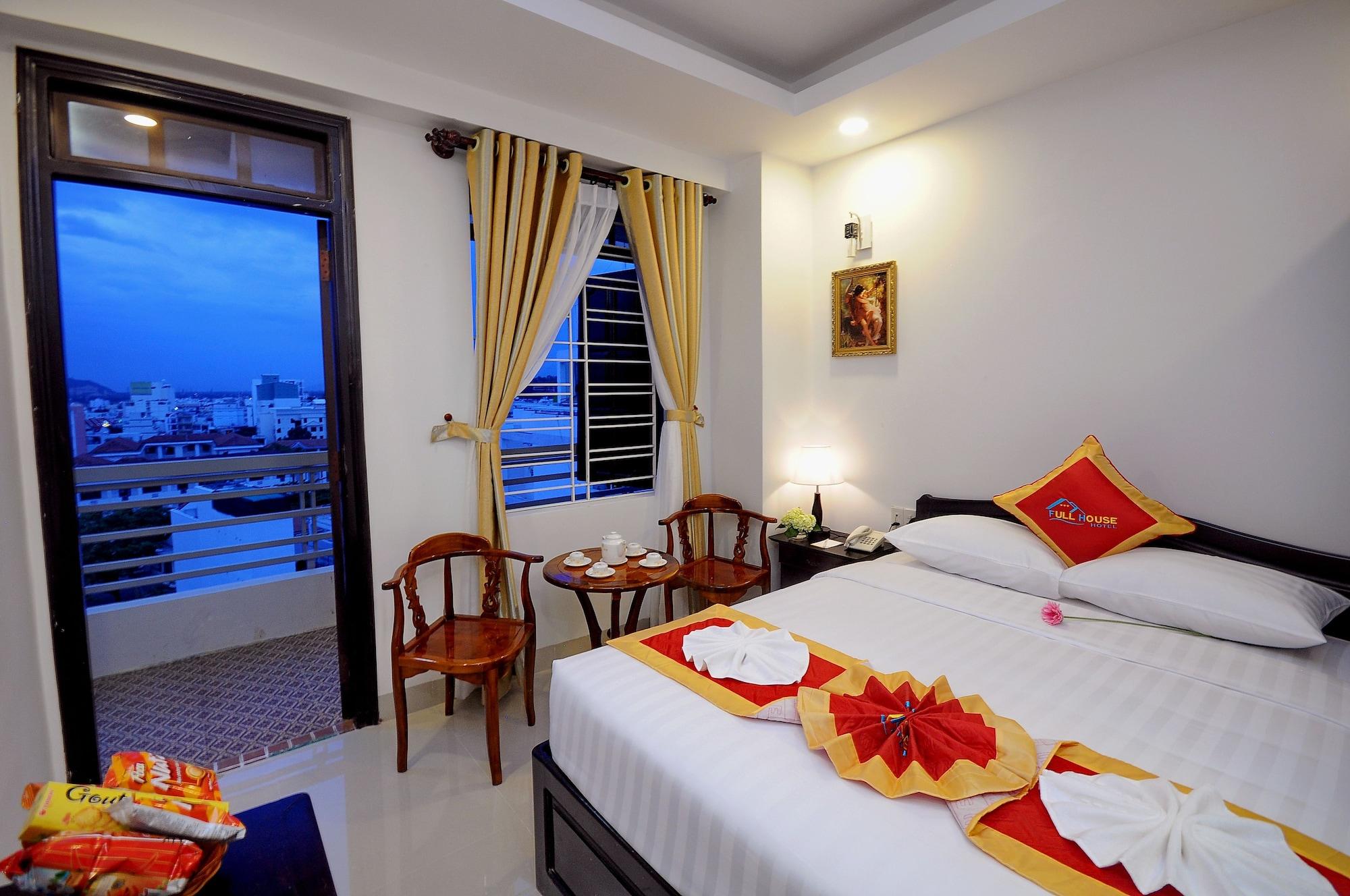 Full House Hotel Nha Trang Exteriör bild