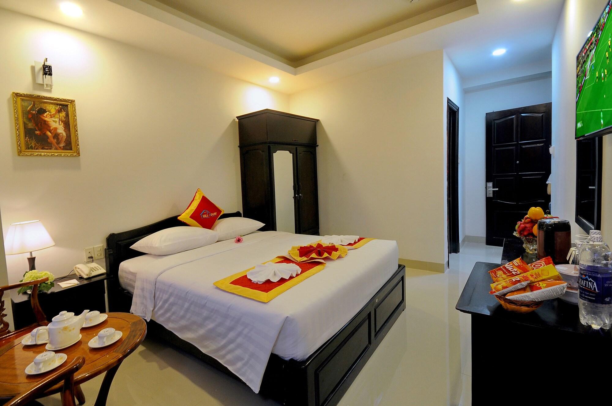 Full House Hotel Nha Trang Exteriör bild