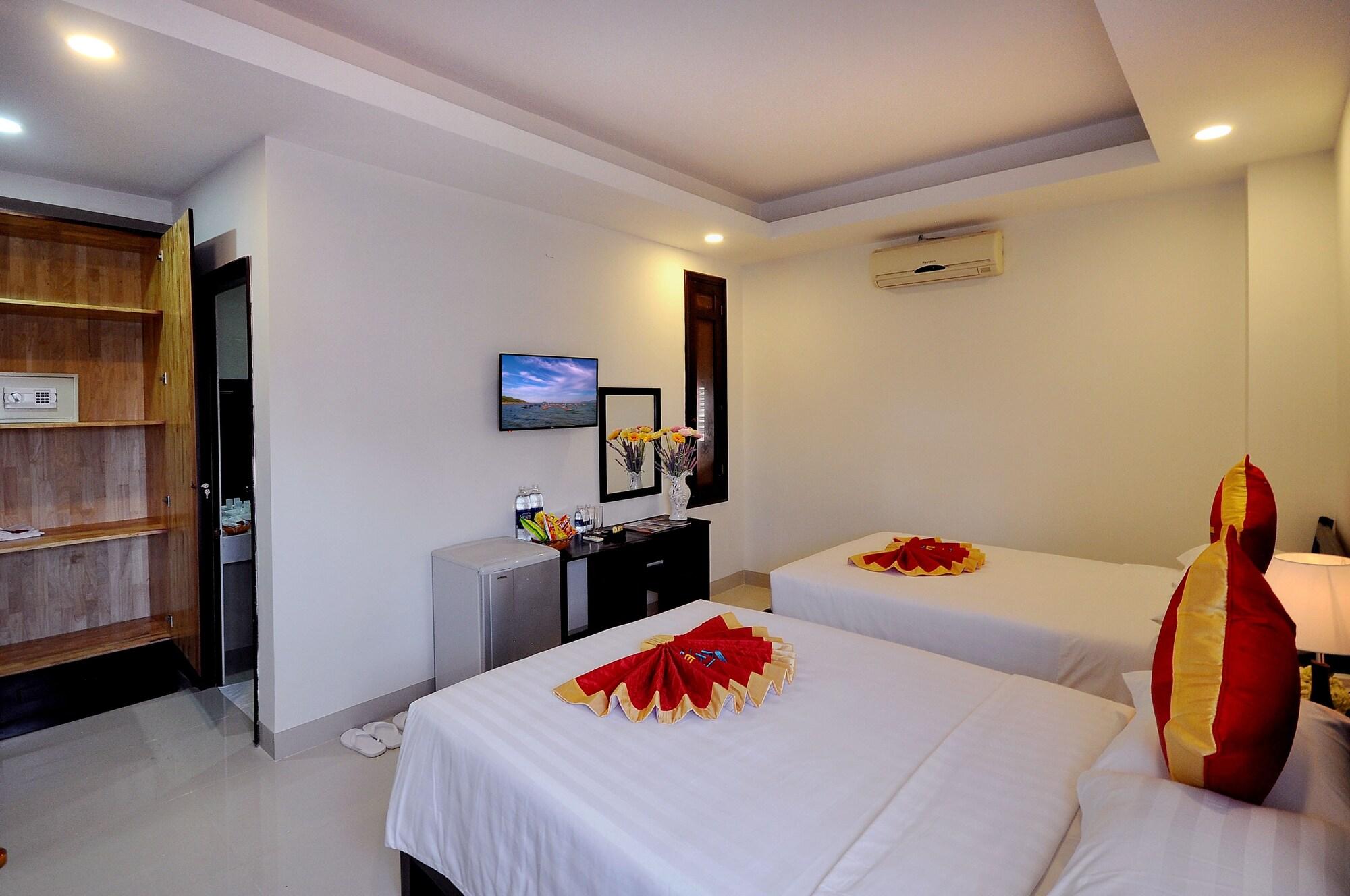 Full House Hotel Nha Trang Exteriör bild