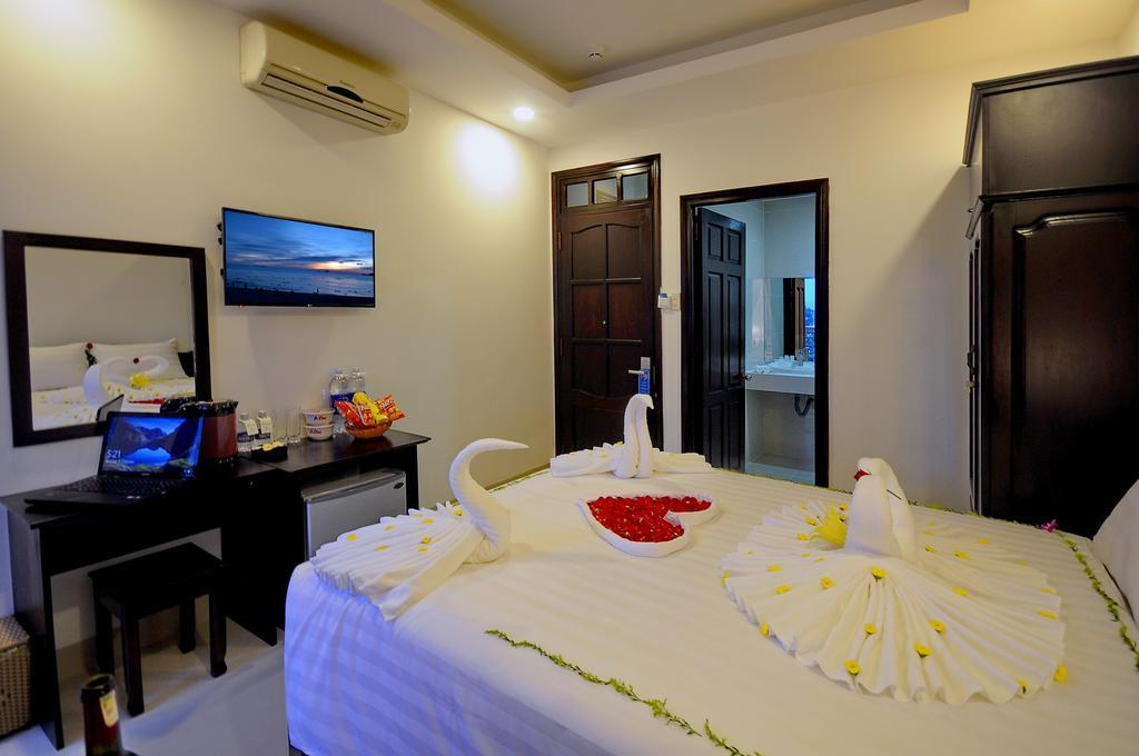 Full House Hotel Nha Trang Exteriör bild