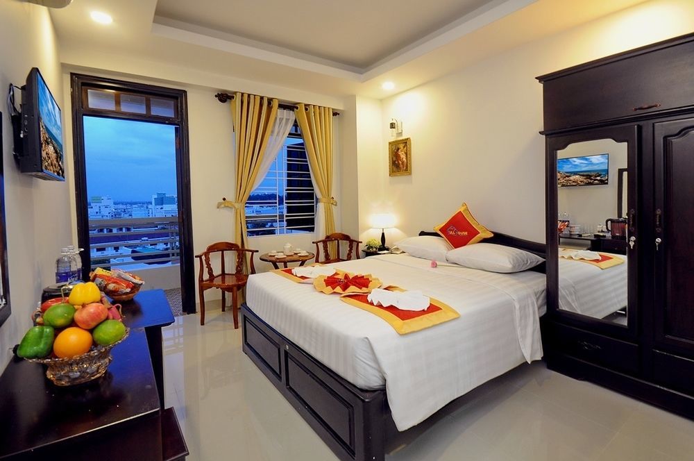 Full House Hotel Nha Trang Exteriör bild