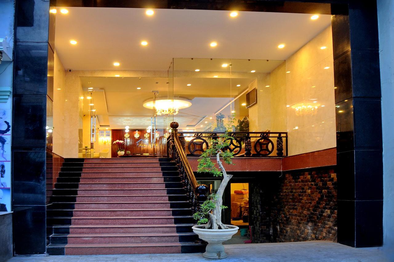 Full House Hotel Nha Trang Exteriör bild