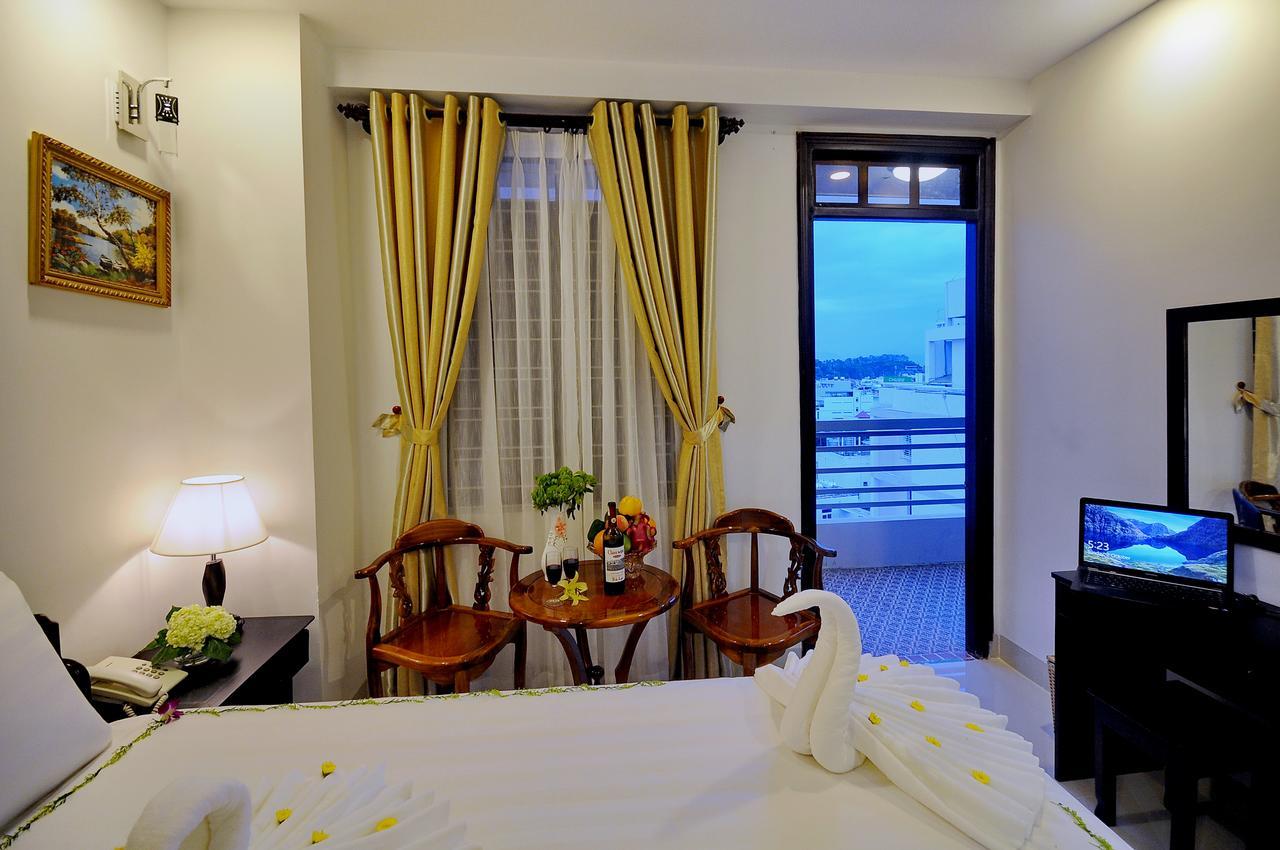 Full House Hotel Nha Trang Exteriör bild