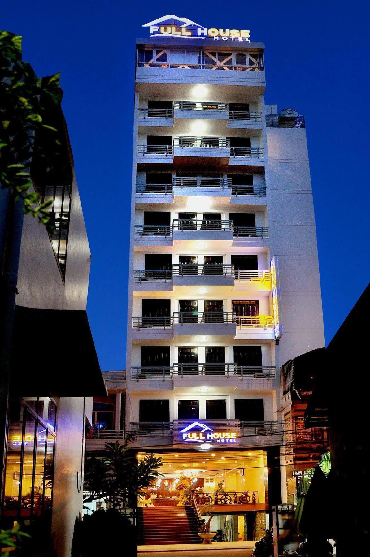 Full House Hotel Nha Trang Exteriör bild